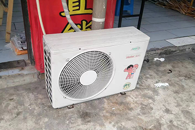 上城空调突然不制冷只吹自然风怎么办？